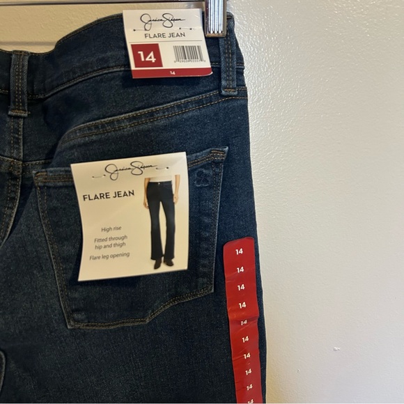NWT Jessica Simpson High Rise Flare Jeans Size 14 - Picture 4 of 5